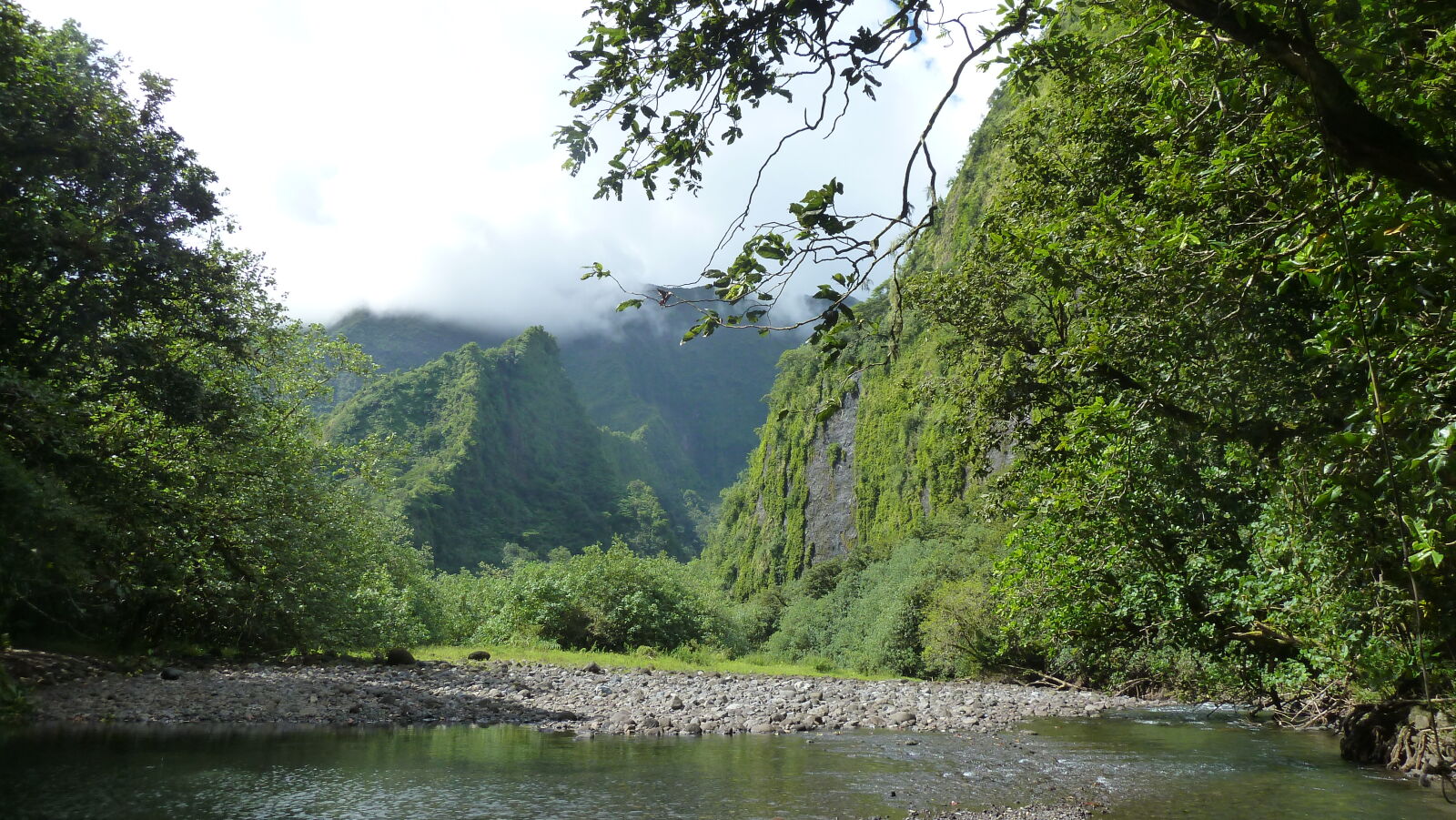 Valle Vaitepiha.