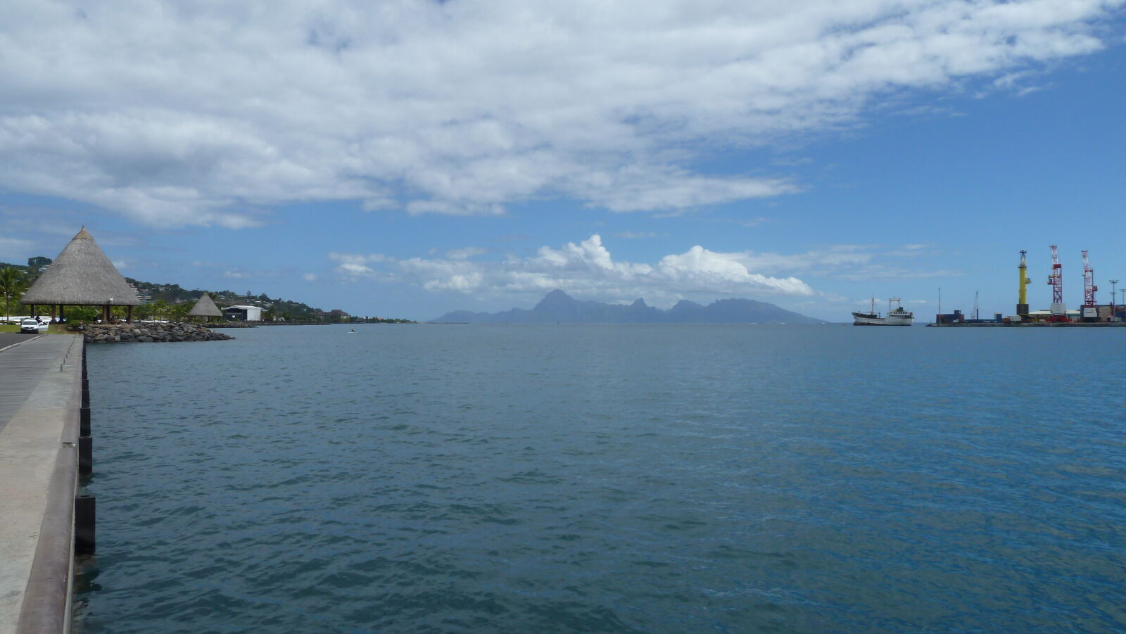 Blick auf Moorea.