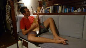 Tahitianische Ukulele.