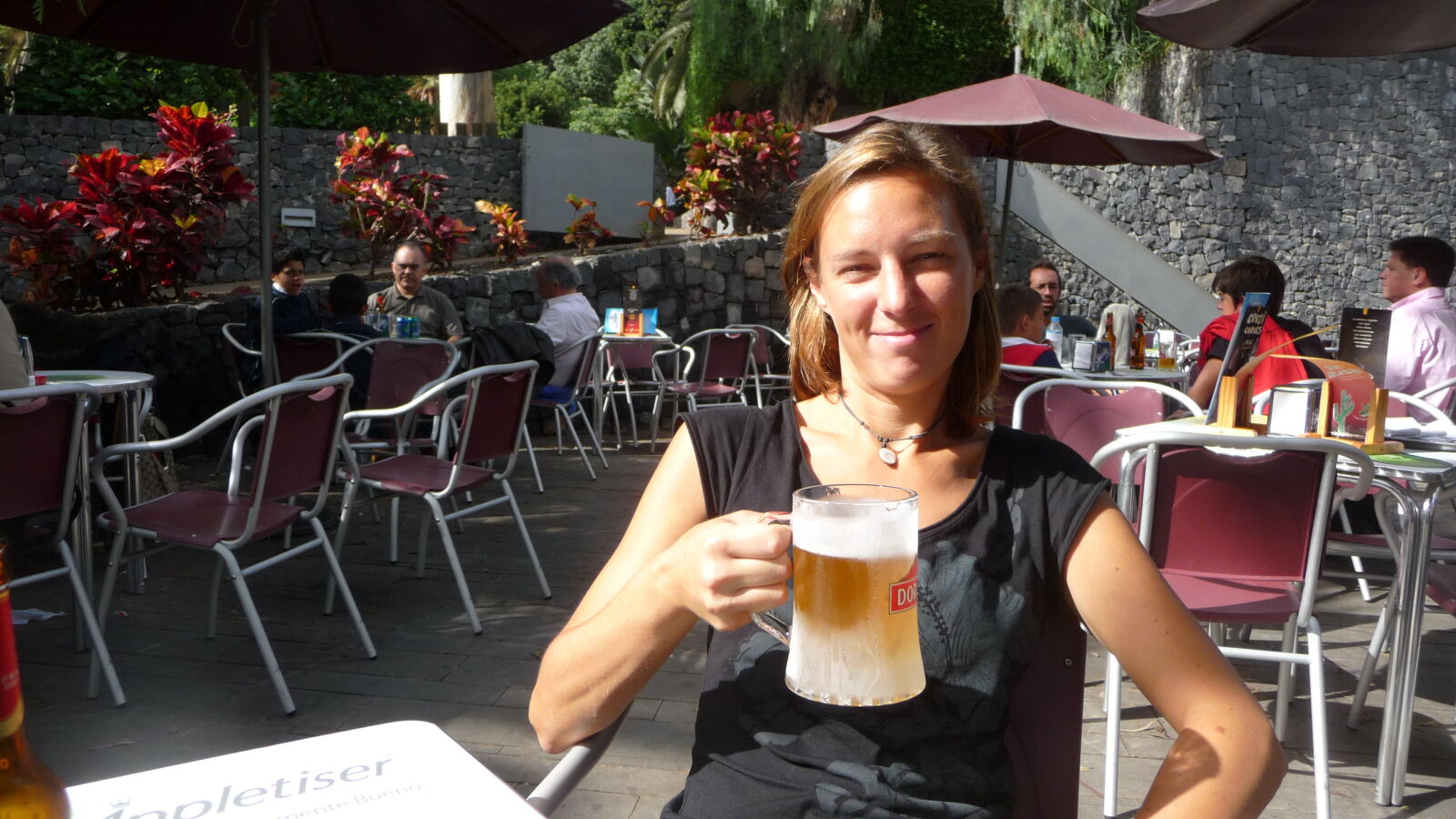Sonne, kurze Ärmel, kaltes Bier - man merkt, es ist Weihnachten.