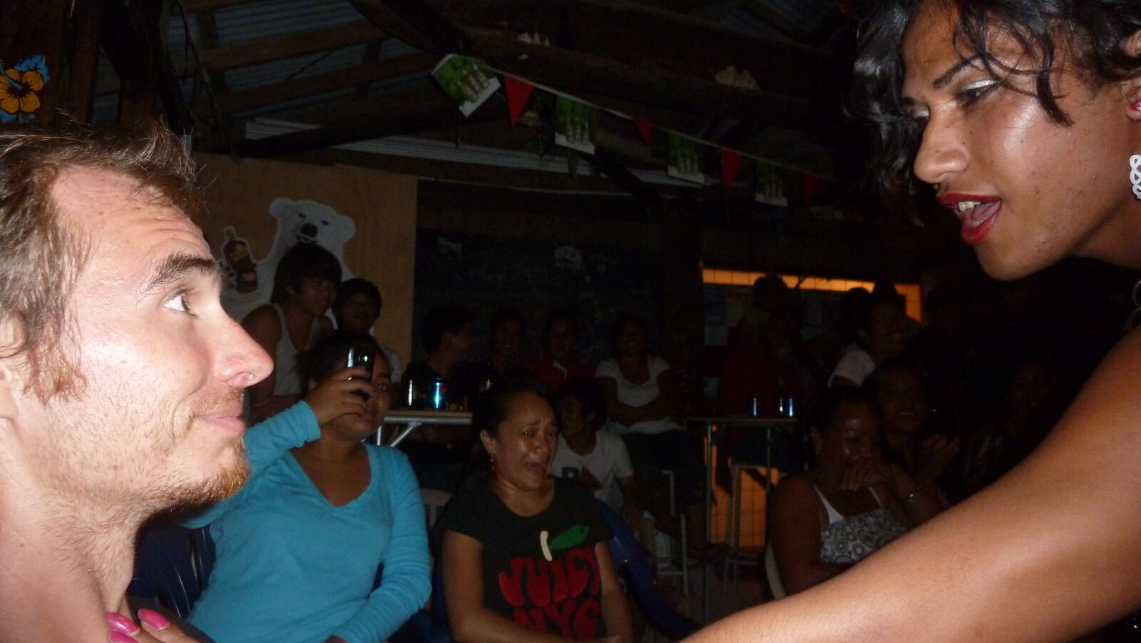 Fakaleiti-Show bei Tonga Bob's.