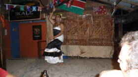 Fakaleiti-Show bei Tonga Bob's.