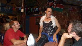 Fakaleiti-Show bei Tonga Bob's.