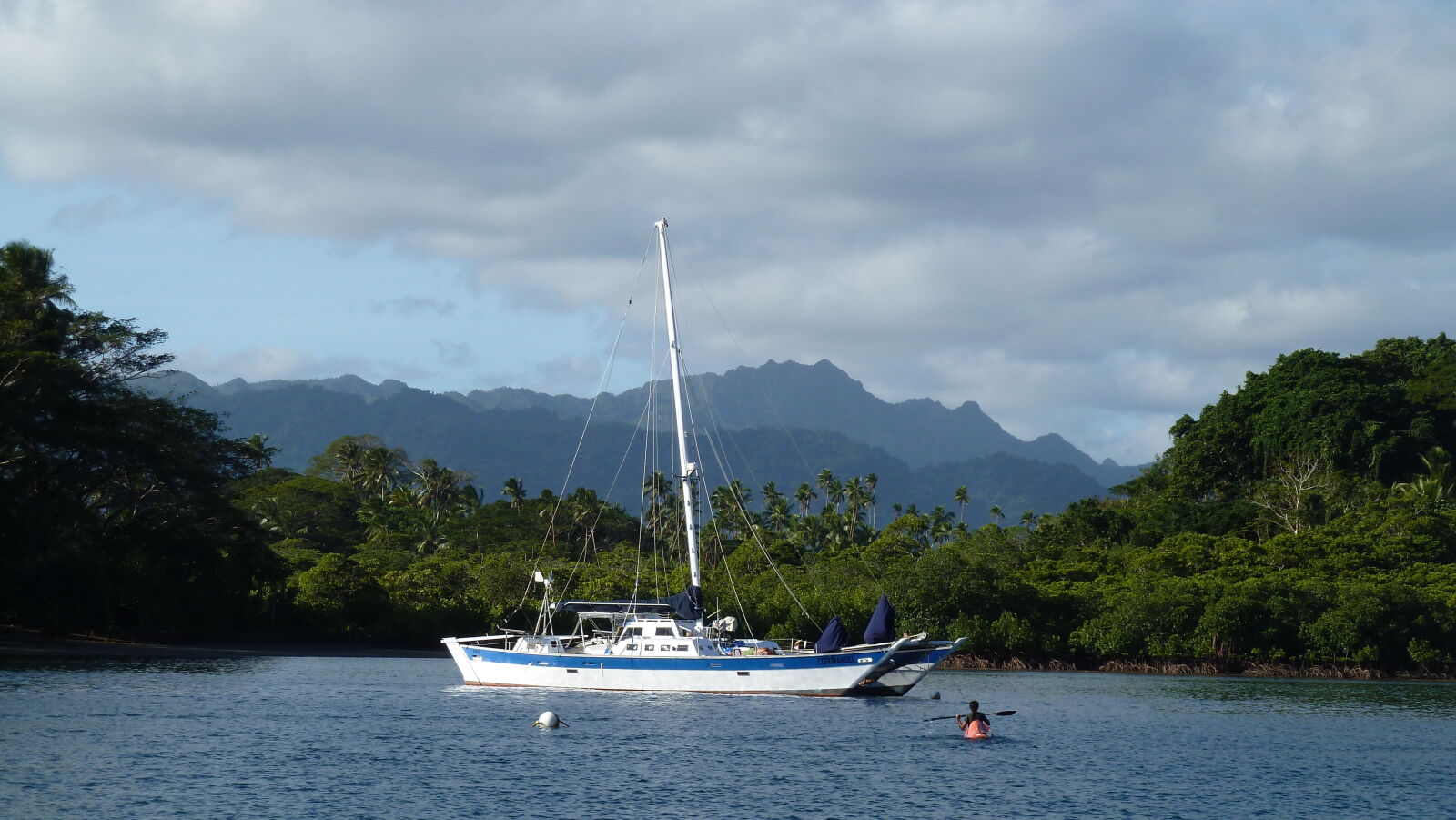 50 Fuß Wharram Katamaran in Nakama Creek, SavuSavu.