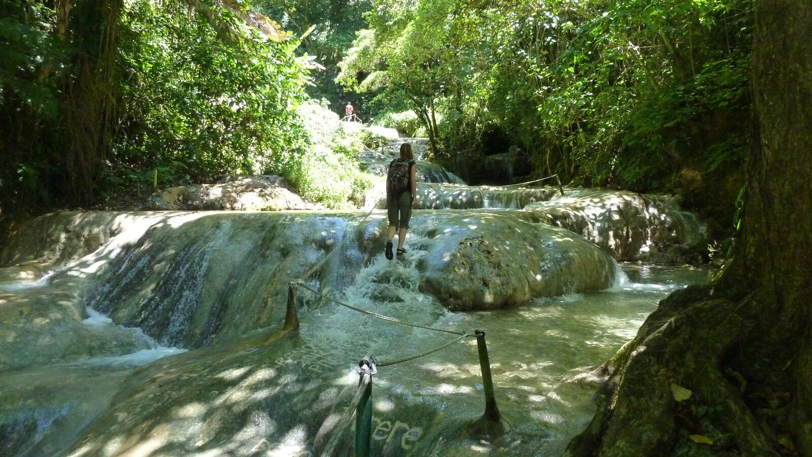 Mele Cascade, Efate.
