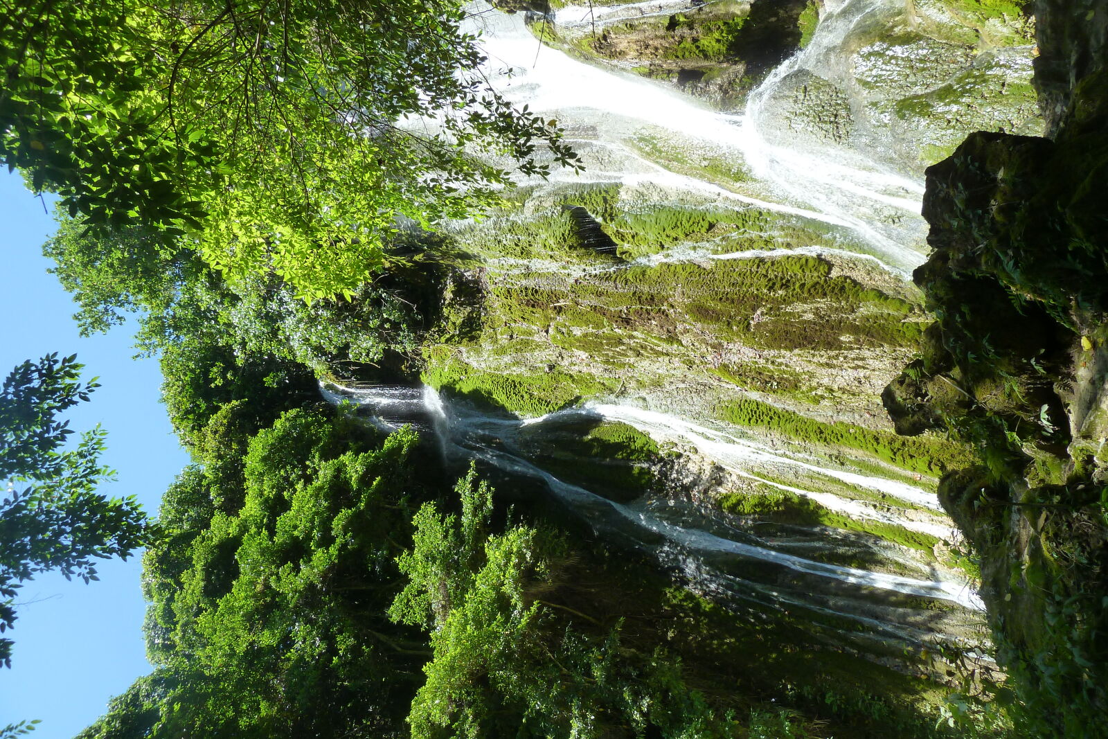 Mele Cascade, Efate.