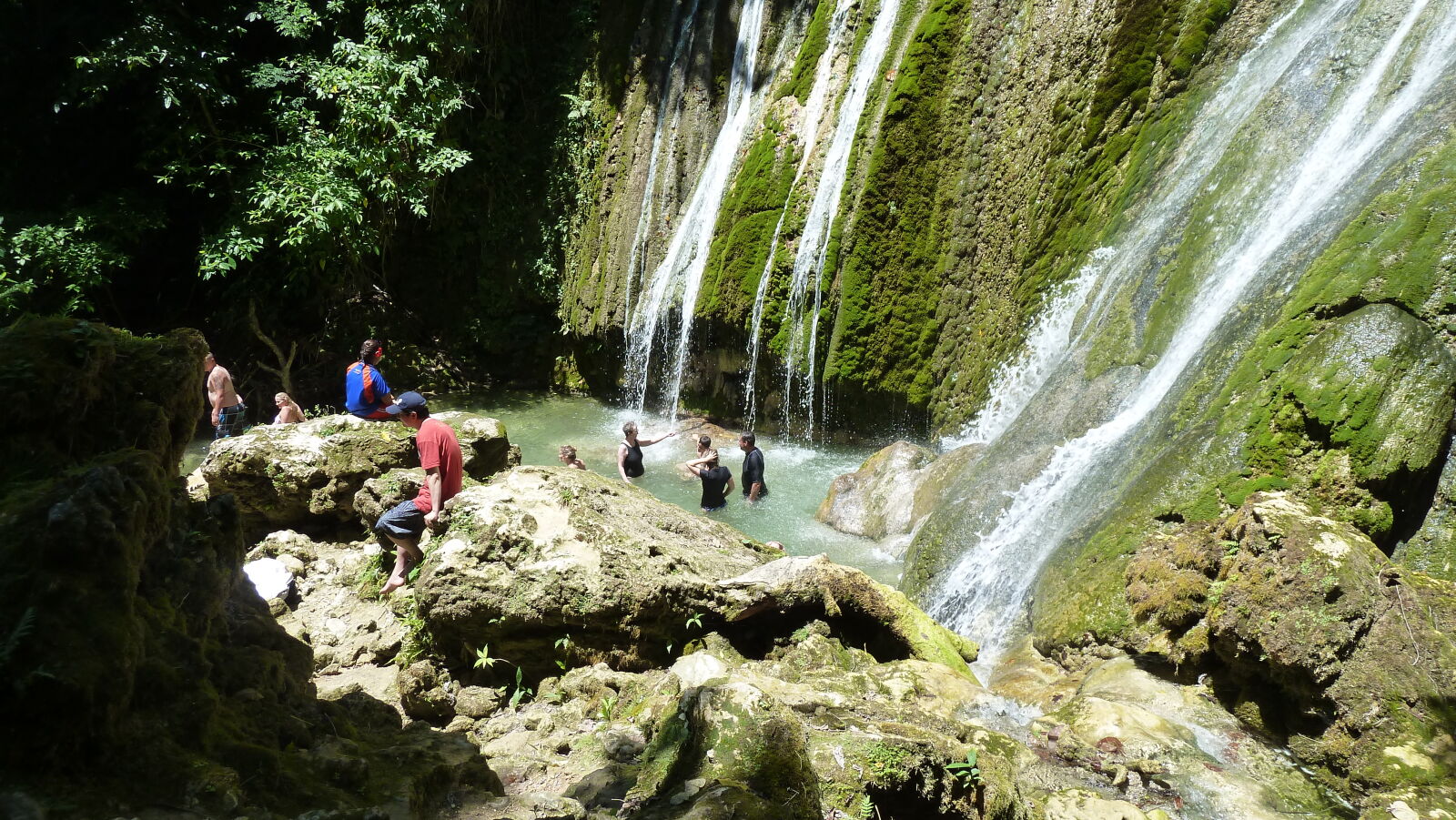 Mele Cascade, Efate.