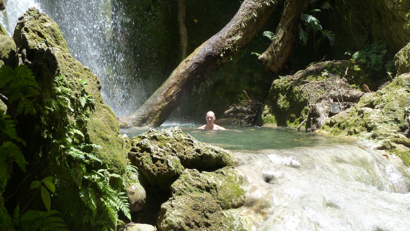 Mele Cascade, Efate.