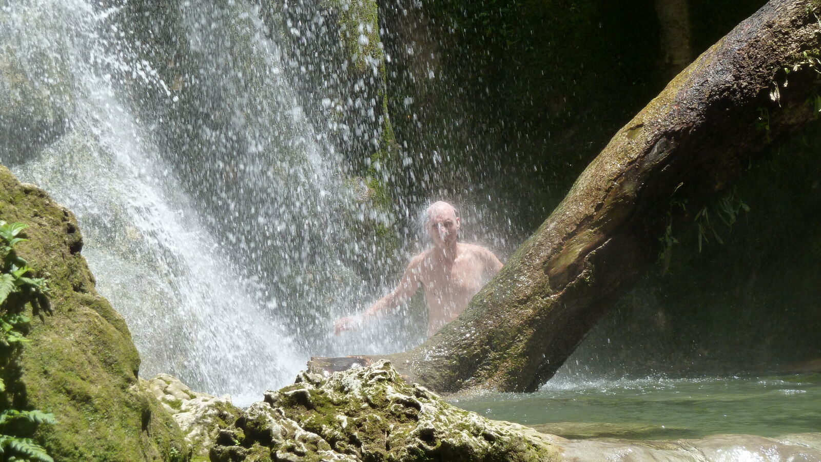 Mele Cascade, Efate.