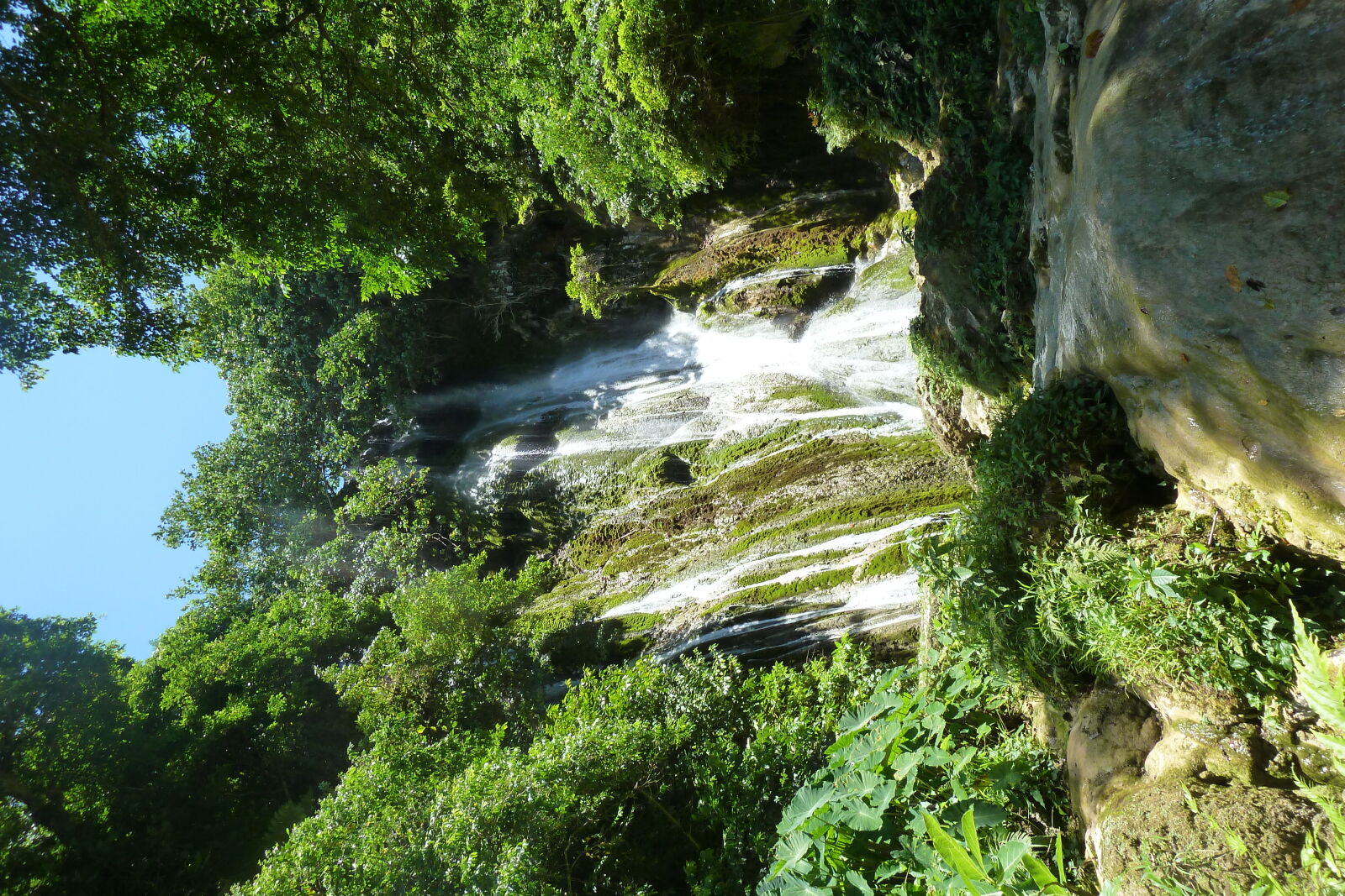 Mele Cascade, Efate.
