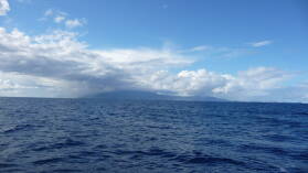 Madeira verschwindet hinter uns.
