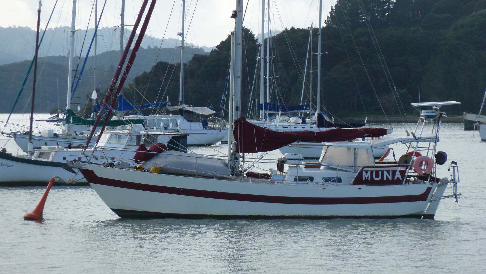 Schwesternschiff (?) in Opua.