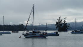 Schwesternschiff (?) in Opua.