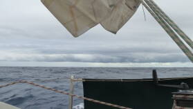 Böse Wolke, auf halbem Weg zwischen Neuseeland und Fiji.
