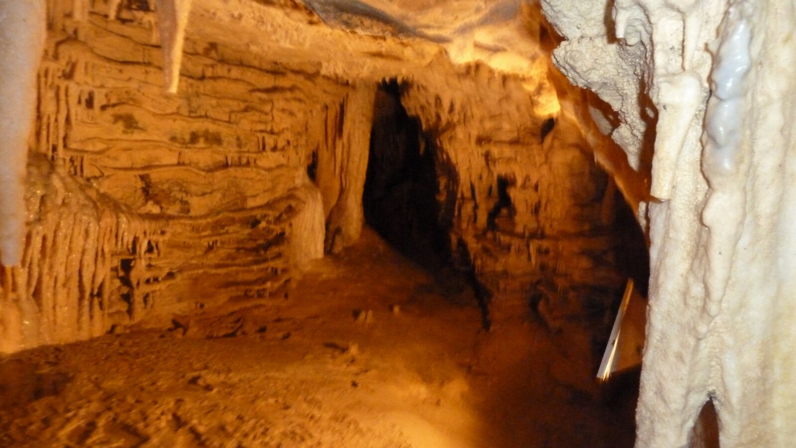 Aranui Cave, Waitomo.