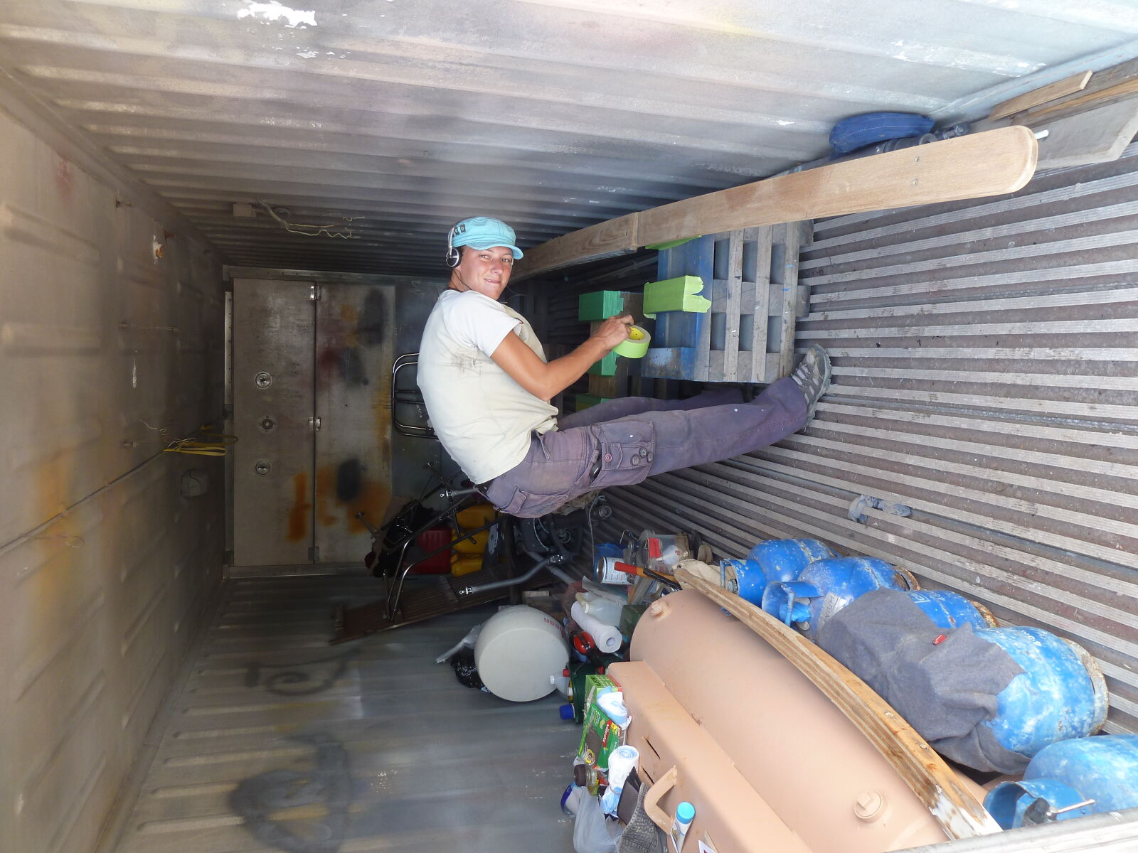In unserem Container.