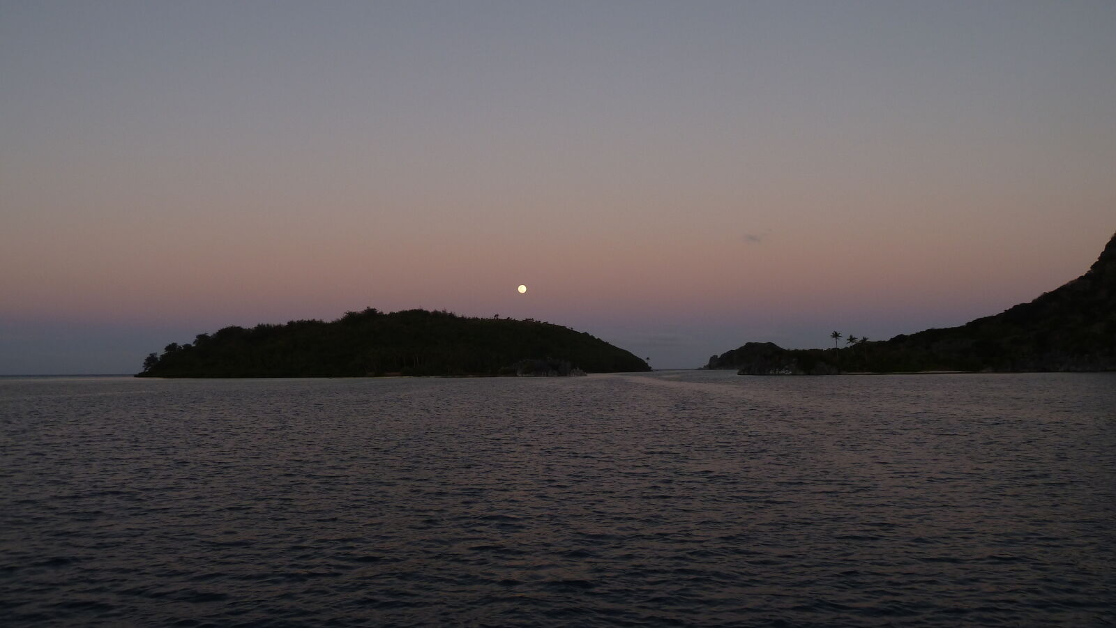 Sawa-I-Lau.