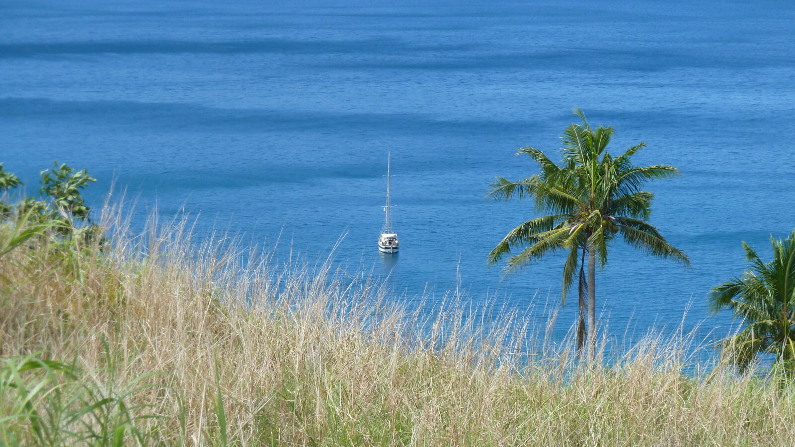 Wanderung in den Hügeln von Yalombi Bay, Waya.