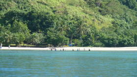 Fischtreiben in Yalombi Bay, Waya.